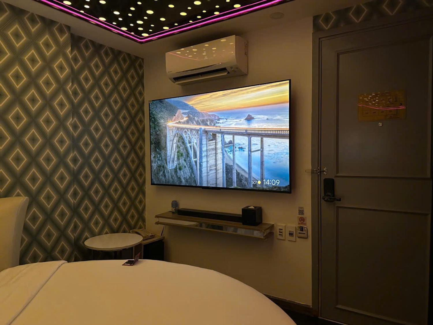 Cupid Hotel Хошимін Екстер'єр фото